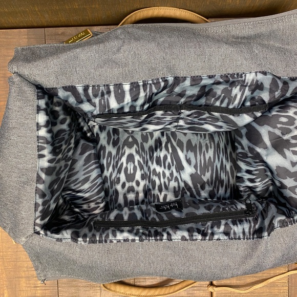 NICOLE MILLER NEW YORK TRAVEL BAG - Picture 2 of 6